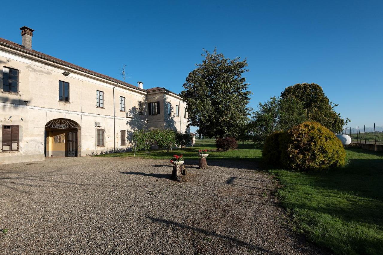 Agriturismo Cascina Graziosa Cameriano المظهر الخارجي الصورة